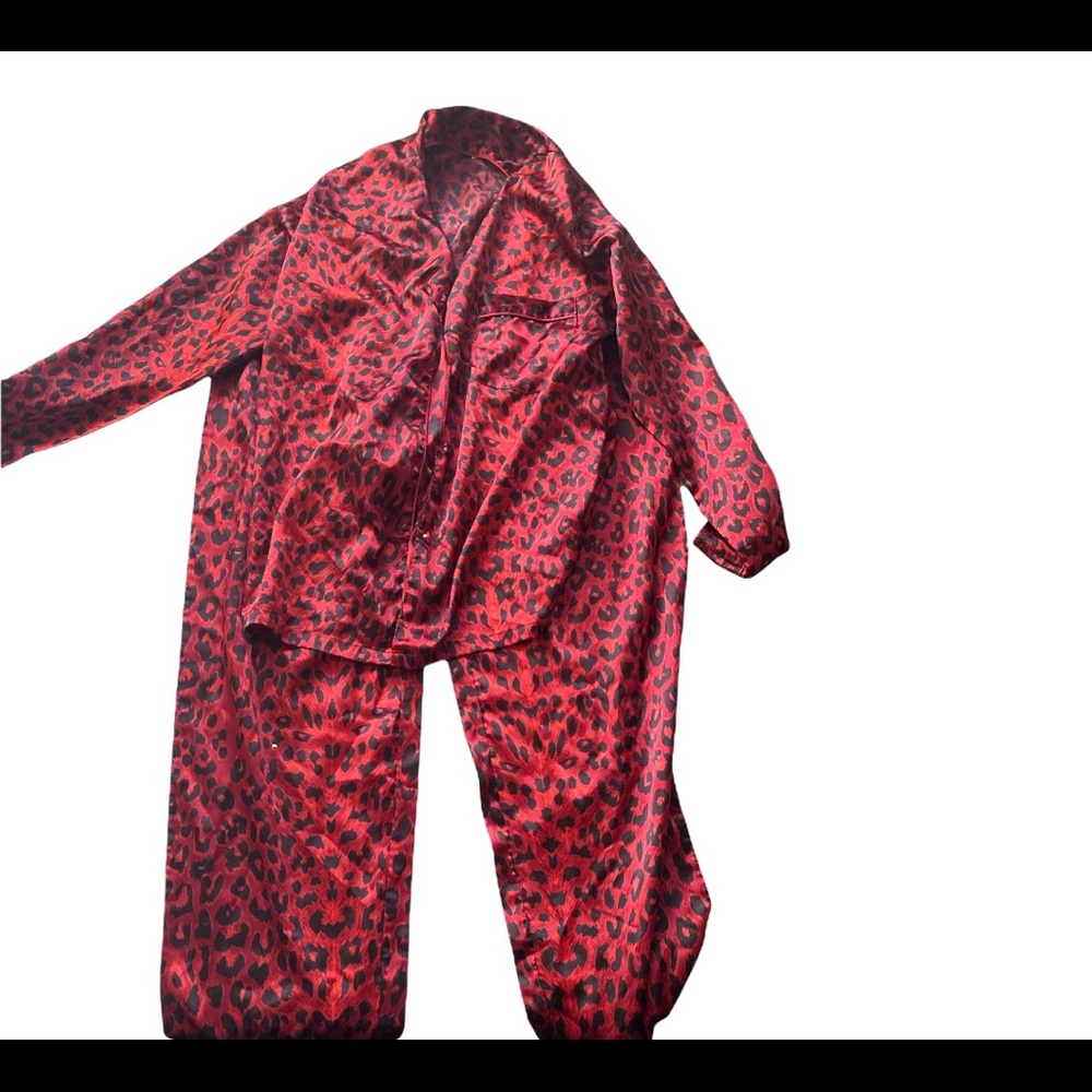 Fabulous furs pajama set